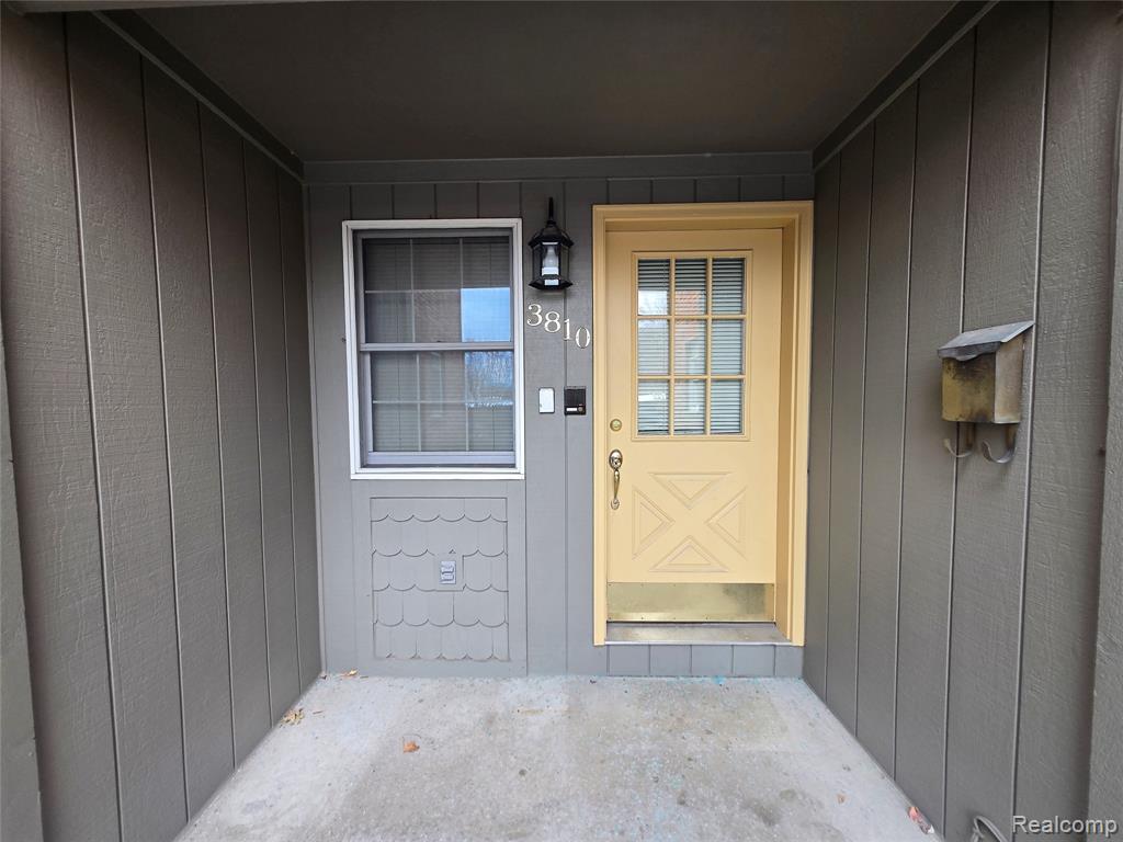 3810 Rochester Road Royal Oak, MI 48073 - Photo 2 of 30