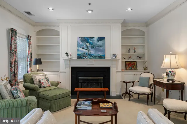 $340,000 | 406 Brightwood Clb Drive, Unit 406, Lutherville-Timonium, MD 21093