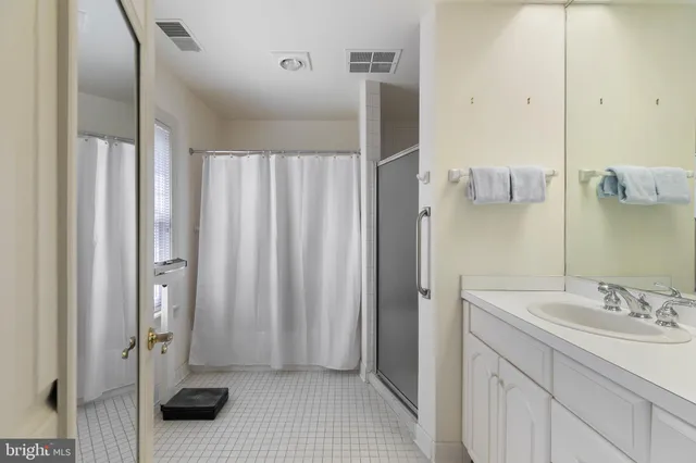 $340,000 | 406 Brightwood Clb Drive, Unit 406, Lutherville-Timonium, MD 21093