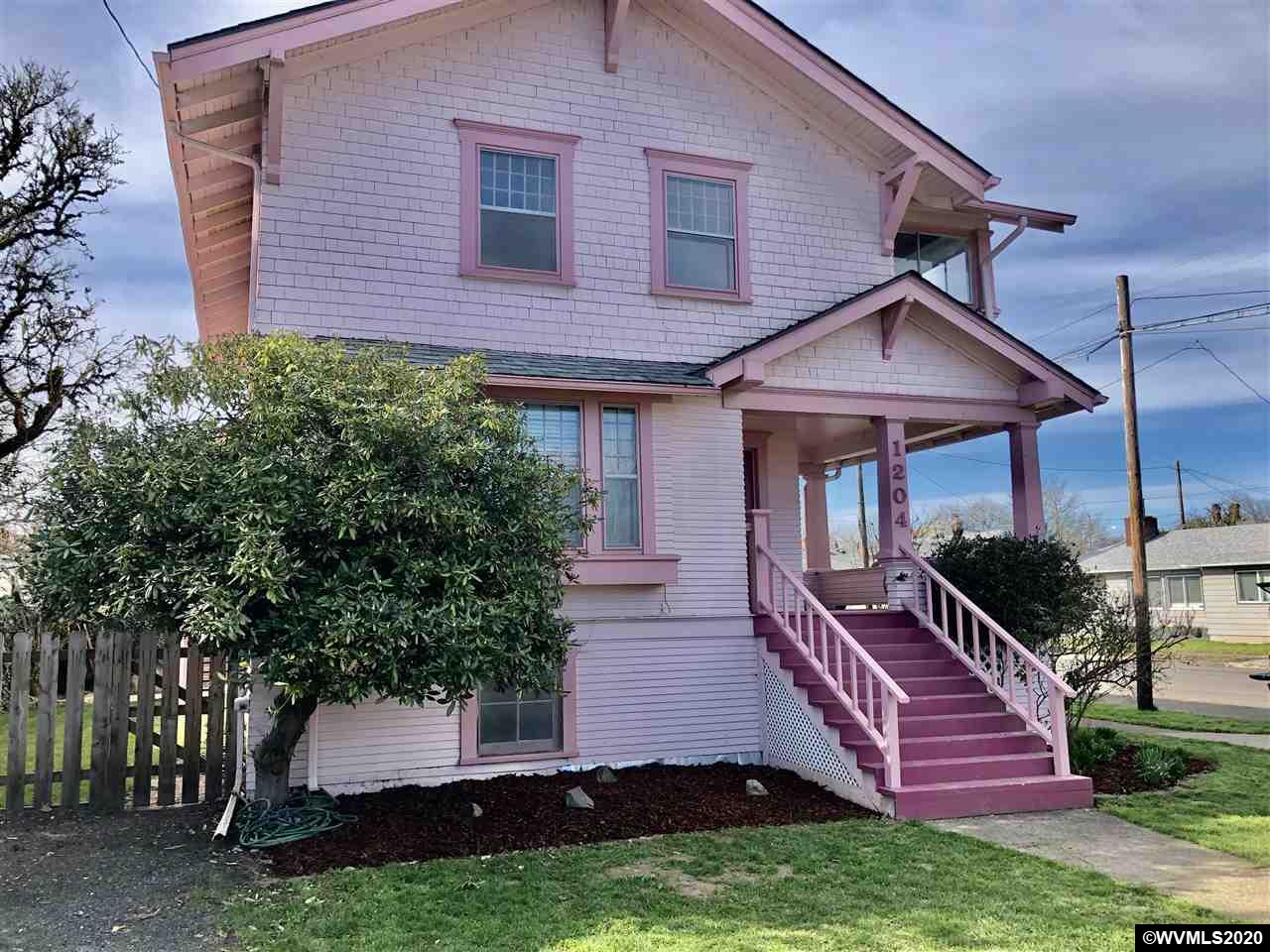 1204 Southwest Ferry Street Albany, OR 97321 - Photo 2 of 42 Gallery Image 2