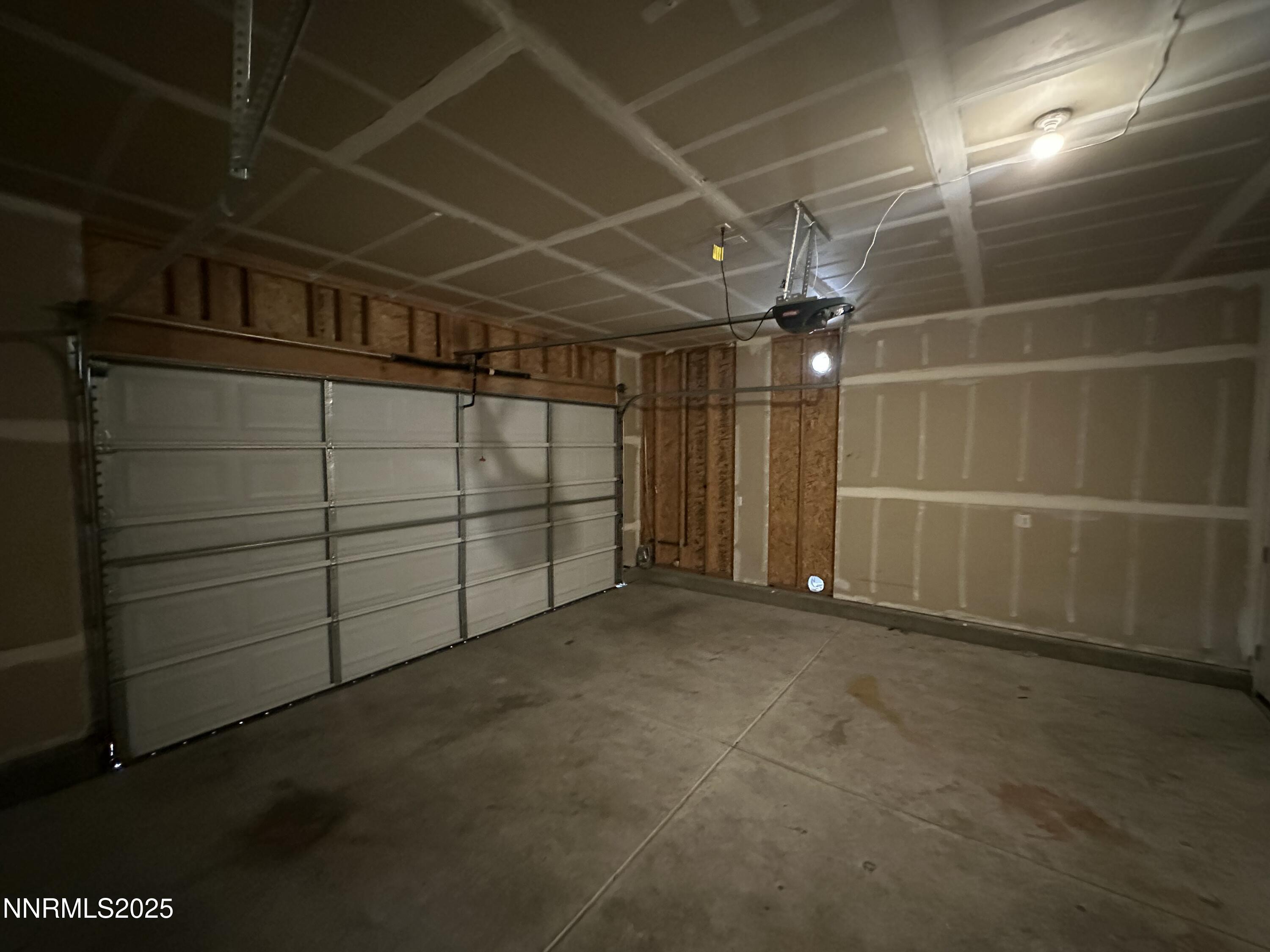 387 Orrcrest Drive Reno, NV 89506 - Photo 28 of 37 Garage