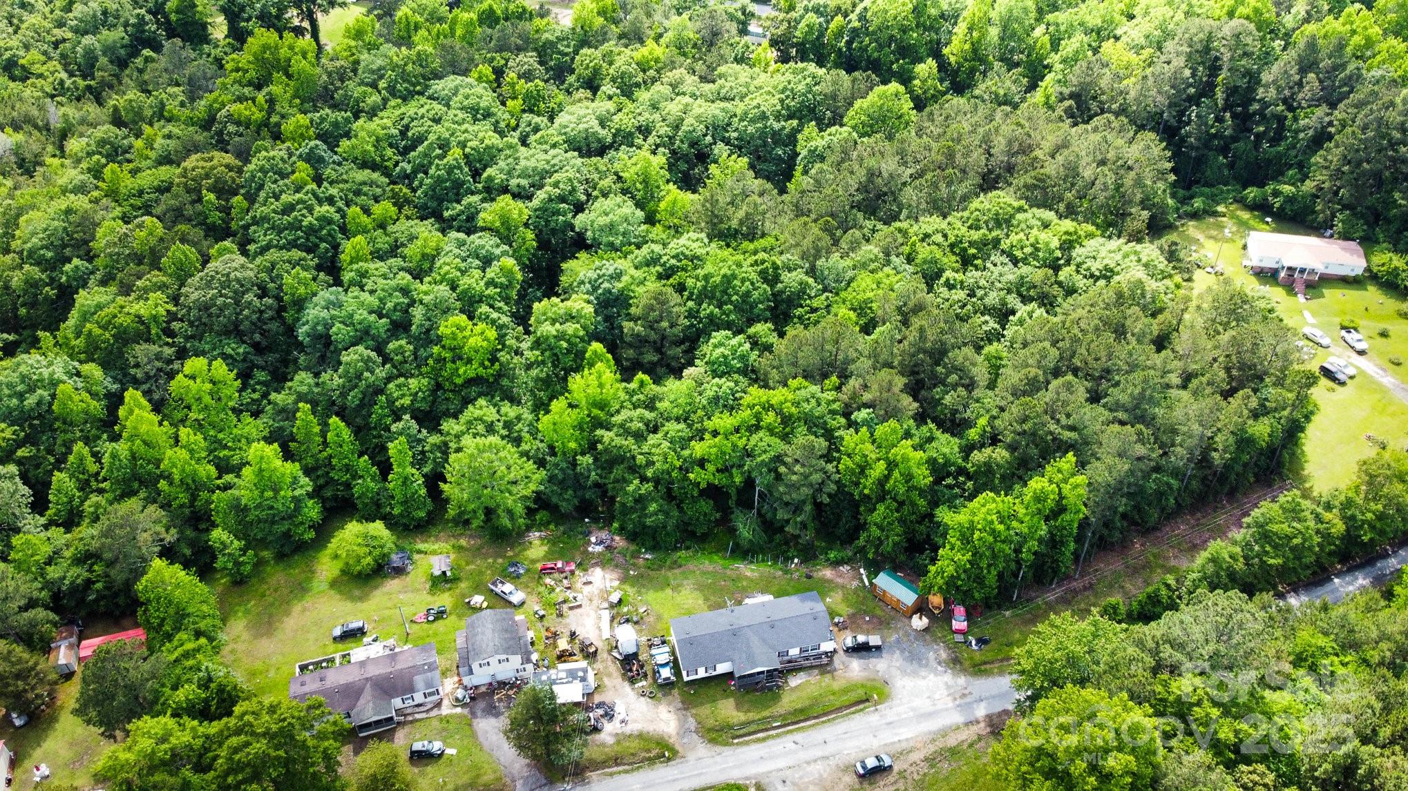 1 Gibson End Road Great Falls, SC 29055 - Photo 7 of 7 an aerial view of a house with a yard