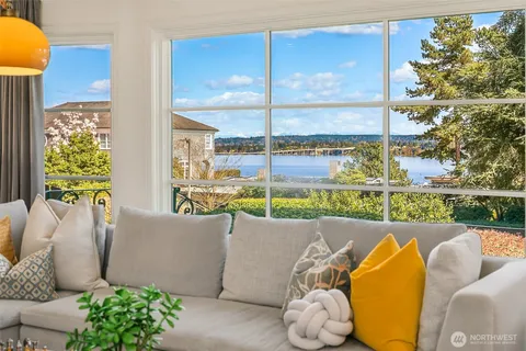 $3,795,000 | 453 McGilvra Boulevard East, Seattle, WA 98112