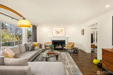 $3,795,000 | 453 McGilvra Boulevard East, Seattle, WA 98112