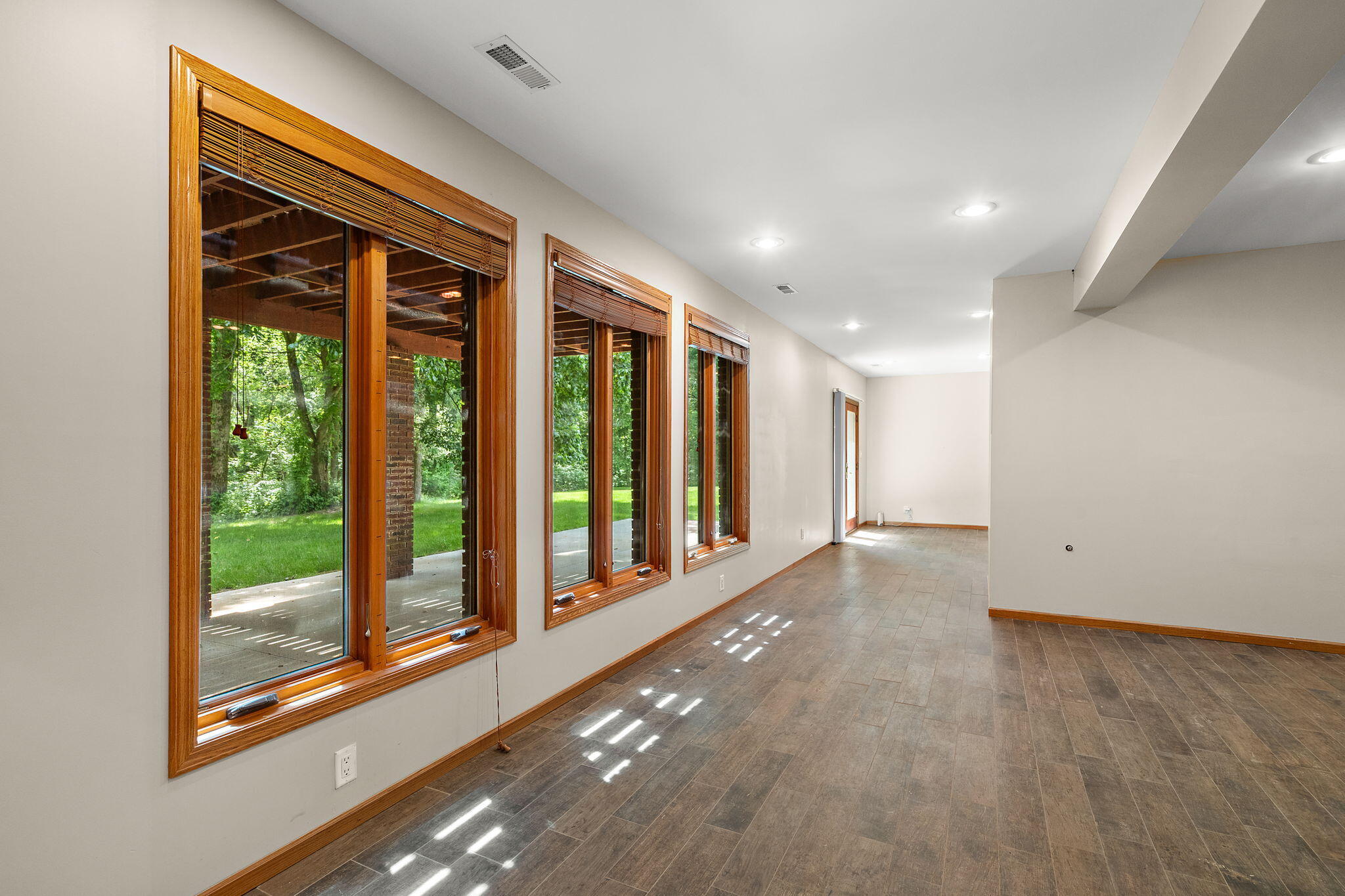 2 Timber Ridge Court Valparaiso, IN 46385 - Photo 54 of 61 2048x1365