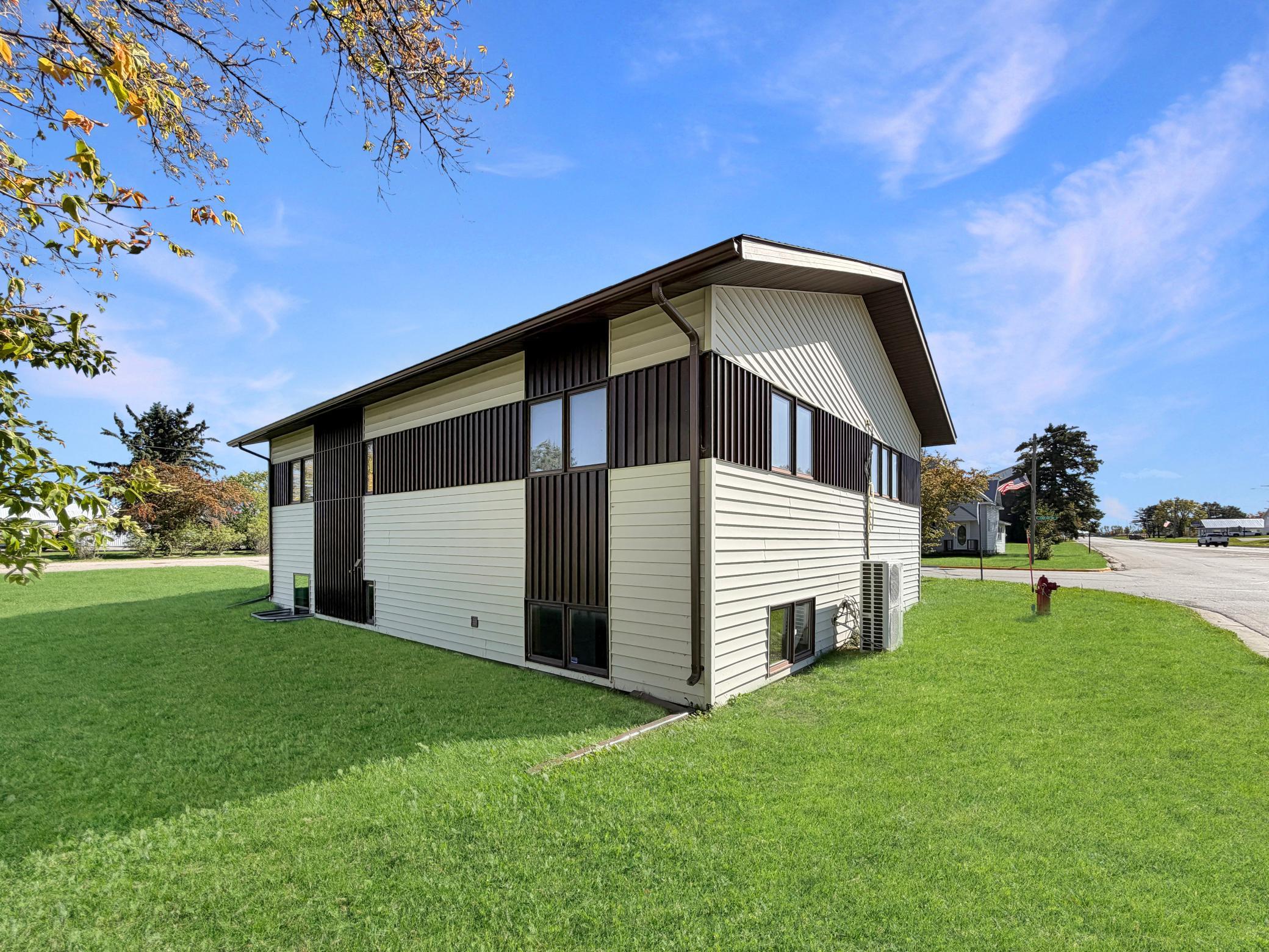 227 First Avenue Southwest Clearbrook, MN 56634 - Photo 4 of 16 Gallery Image 4