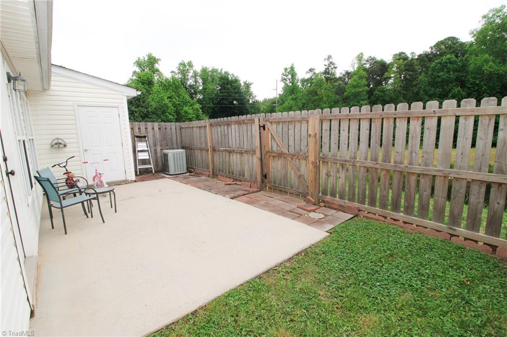2810 WaterStone Loop High Point, NC 27265 - Photo 25 of 28 Gallery Image 25