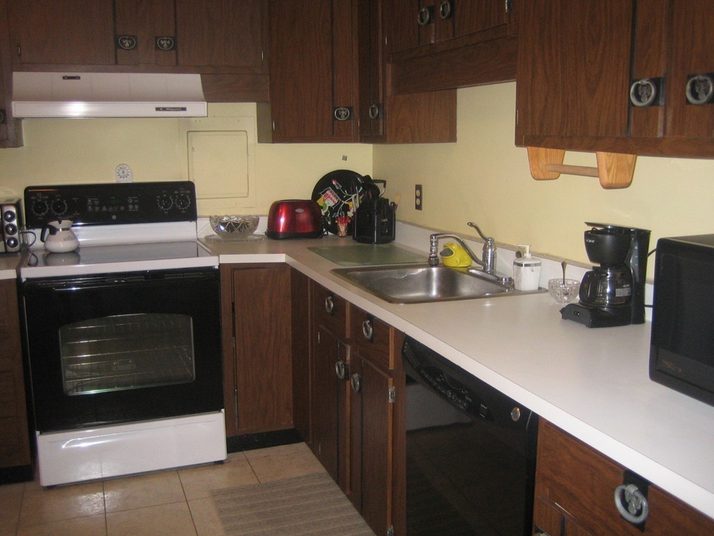 1002 Paradise Road, Unit 3M Swampscott, MA 01907 - Photo 13 of 17 Gallery Image 13