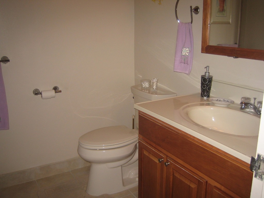1002 Paradise Road, Unit 3M Swampscott, MA 01907 - Photo 15 of 17 Gallery Image 15