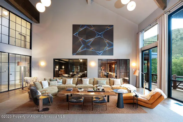 a living room filled with furniture