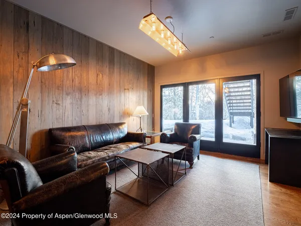$850,000 | 1490 Ute Avenue, Aspen, CO 81611