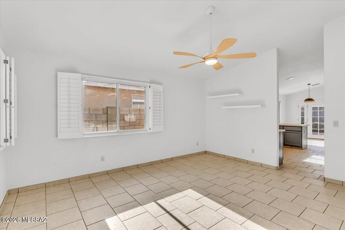 7828 South Lauder Street Tucson, AZ 85747 - Photo 6 of 46