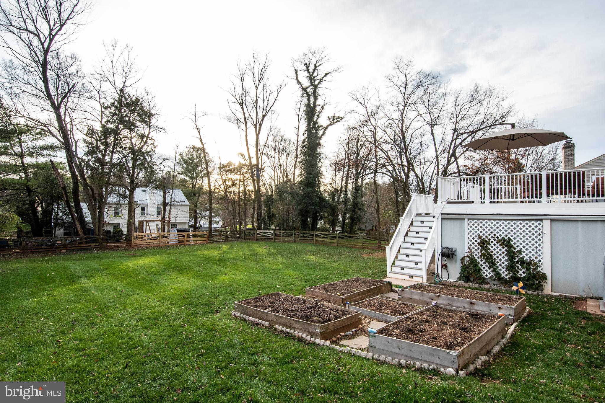 131 Hamilton Road Sterling, VA 20165 - Photo 50 of 51 Backyard