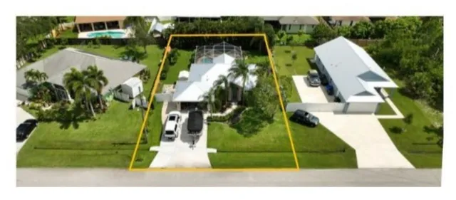 $395,000 | 5822 Northwest Begonia Avenue, Port St. Lucie, FL 34986