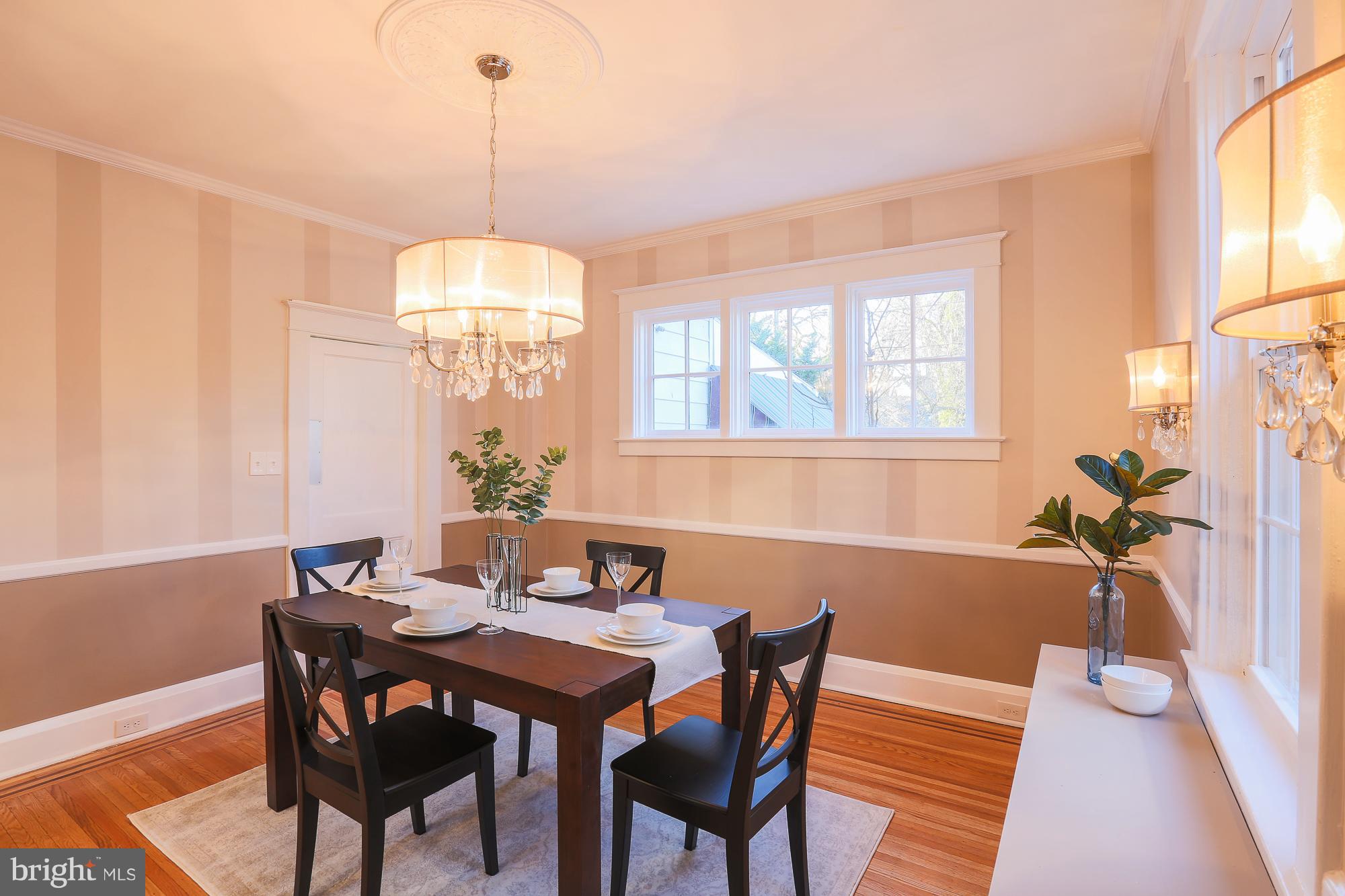 410 Westgate Road Baltimore, MD 21229 - Photo 12 of 30 Dining Room