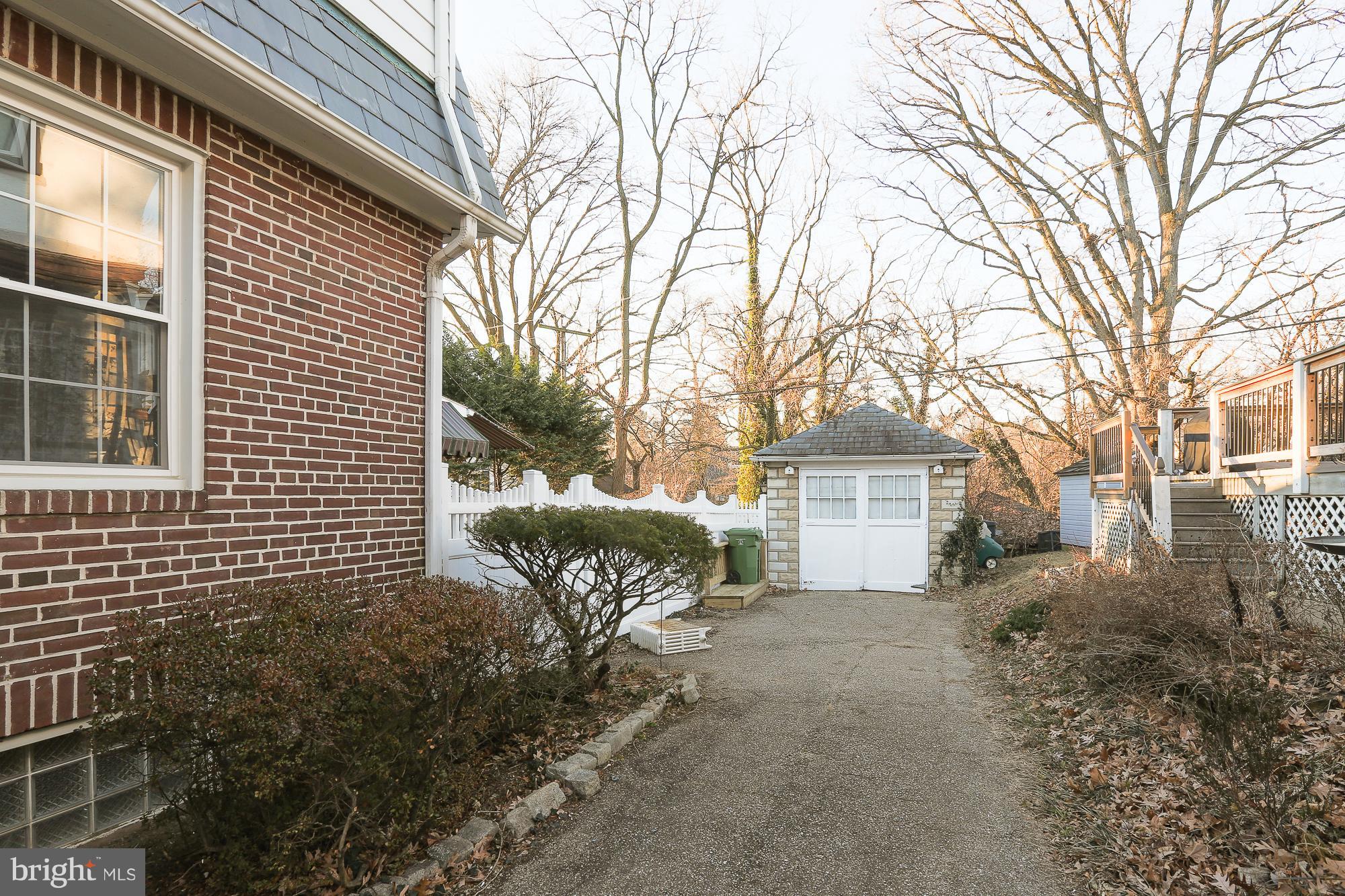 410 Westgate Road Baltimore, MD 21229 - Photo 3 of 30 Exterior (General)