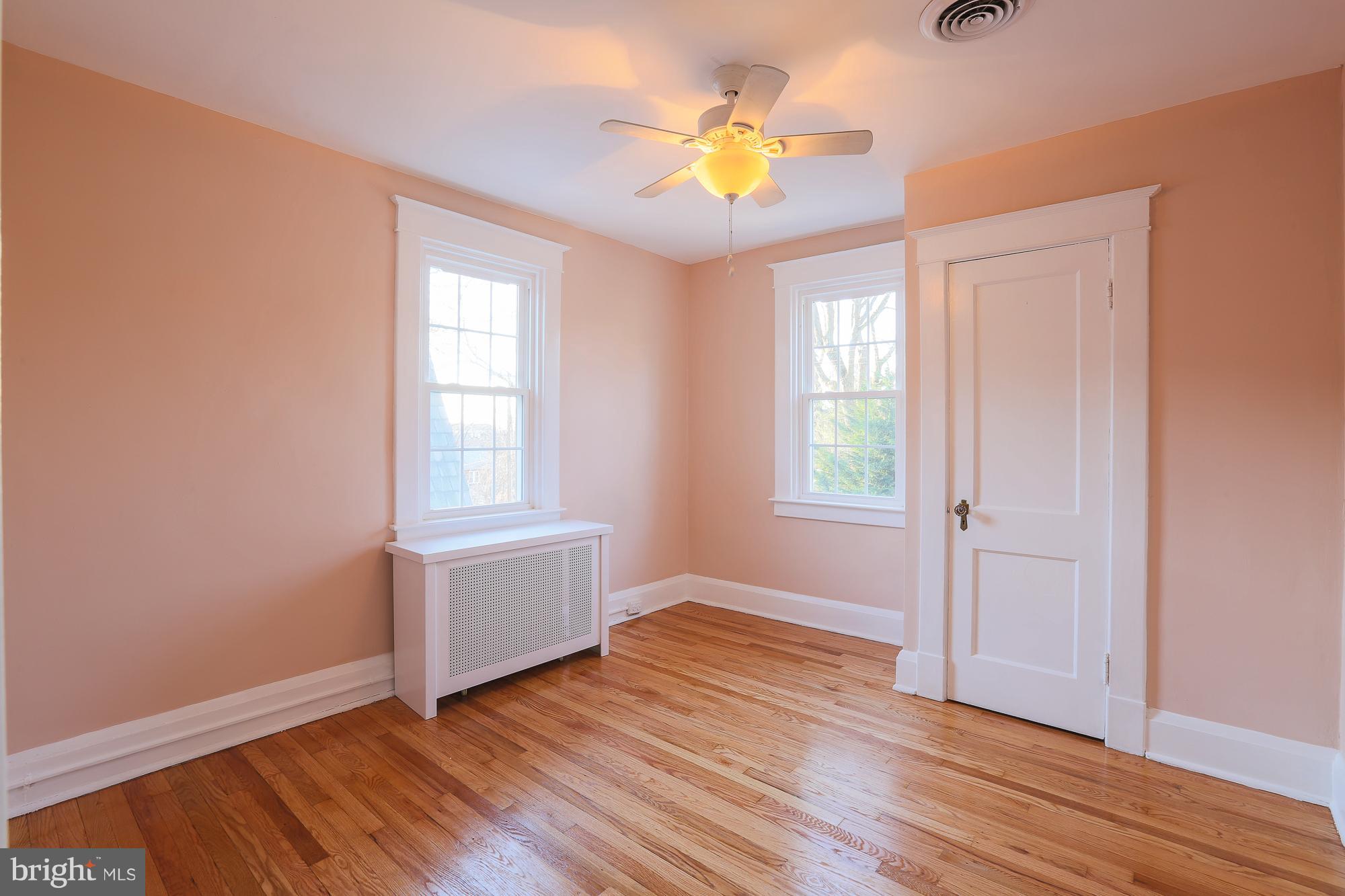 410 Westgate Road Baltimore, MD 21229 - Photo 29 of 30 Bedroom 2