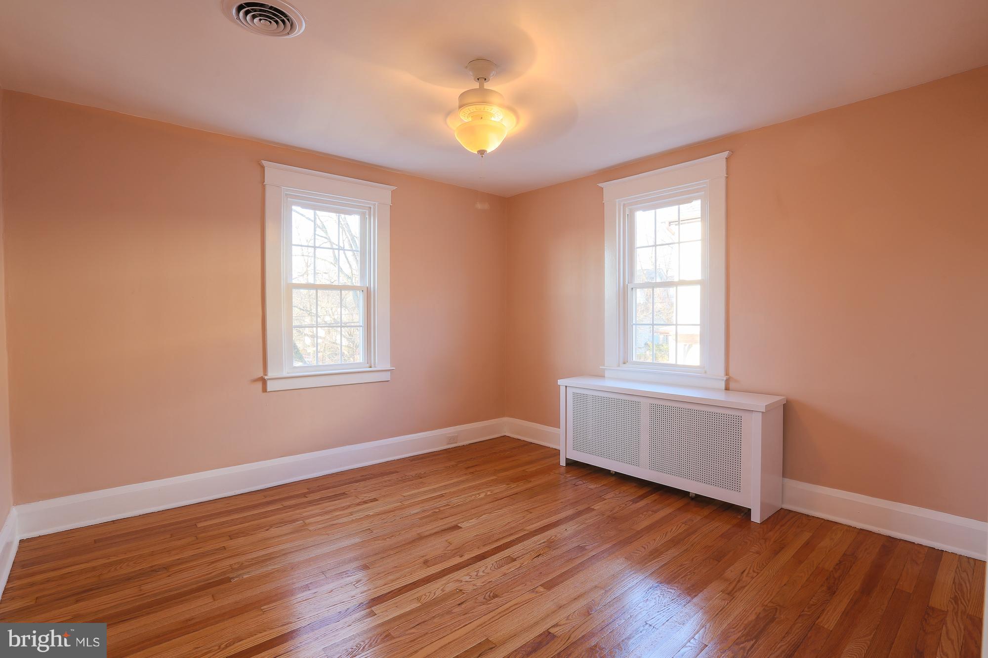 410 Westgate Road Baltimore, MD 21229 - Photo 30 of 30 Bedroom 3