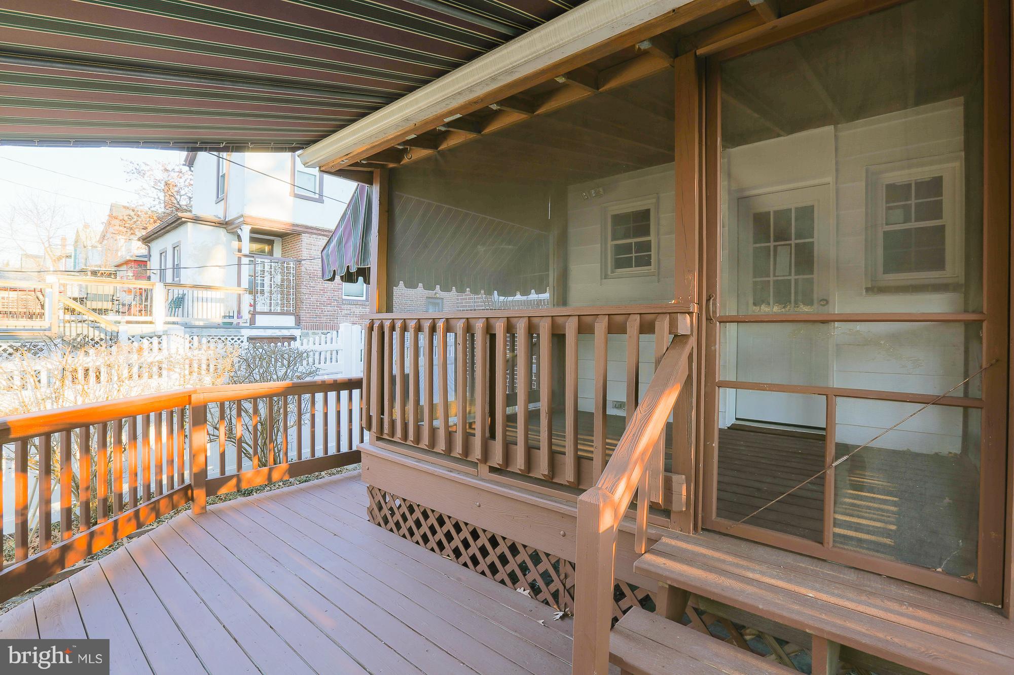 410 Westgate Road Baltimore, MD 21229 - Photo 5 of 30 deck
