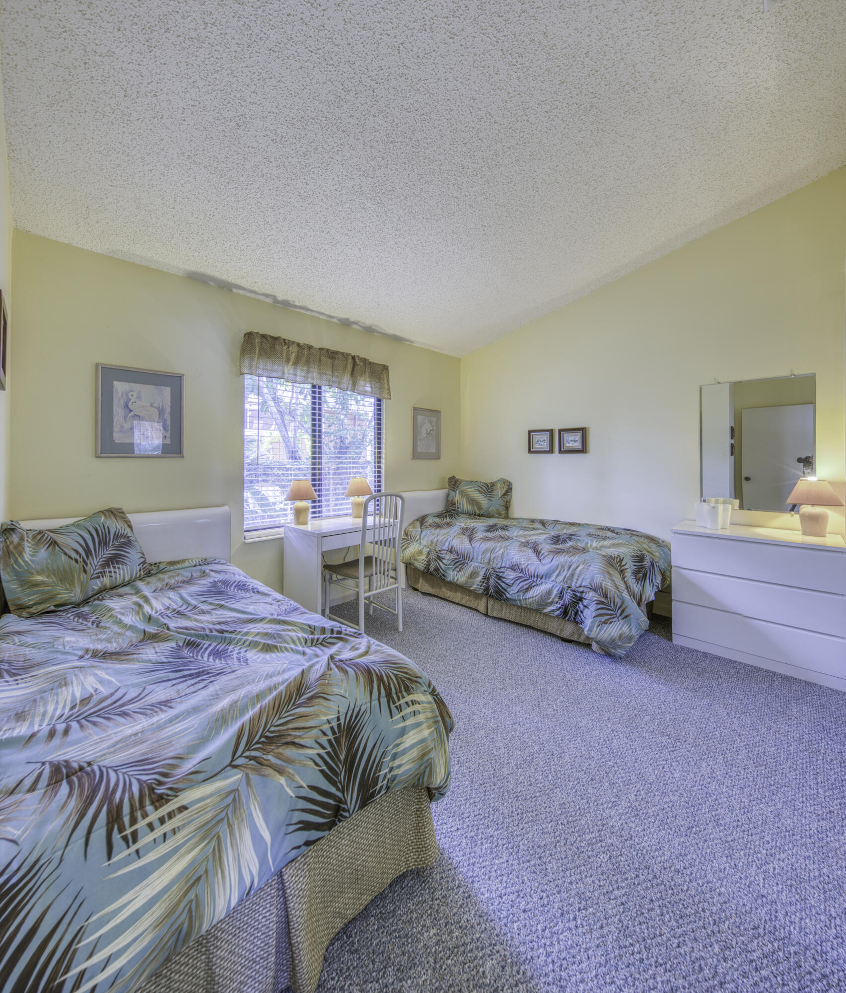815 Andrew Redding Road, Unit 201 Lantana, FL 33462 - Photo 17 of 32 4R7A2671_hdr_panorama