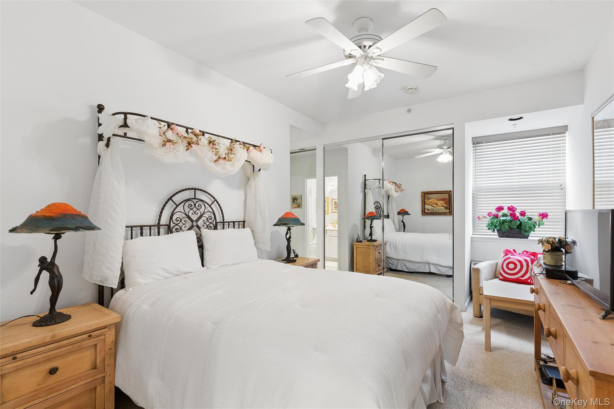 260 Dune Road, Unit 79 Westhampton Beach, NY 11978 - Photo 13 of 18