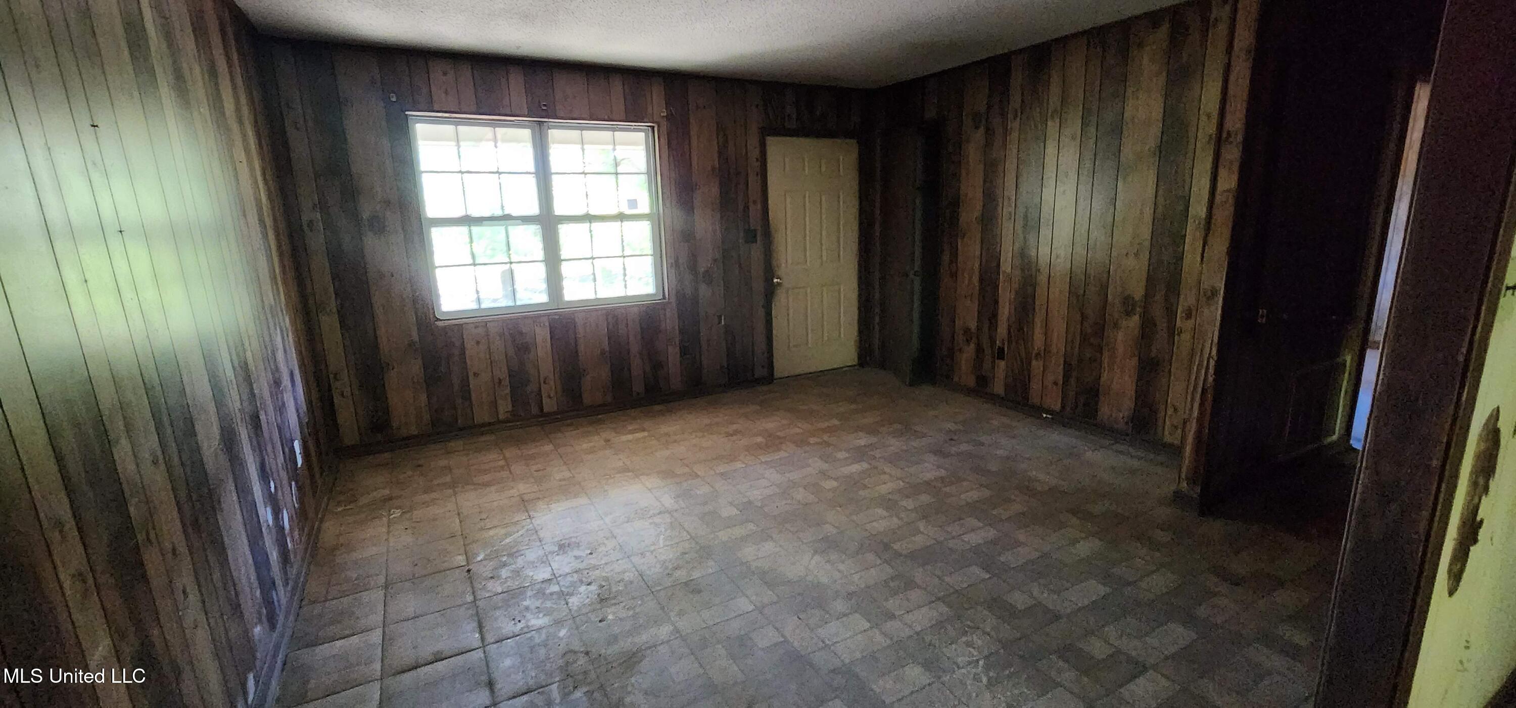 4029 Athens Trail Northeast Wesson, MS 39191 - Photo 7 of 14 20251022_113342