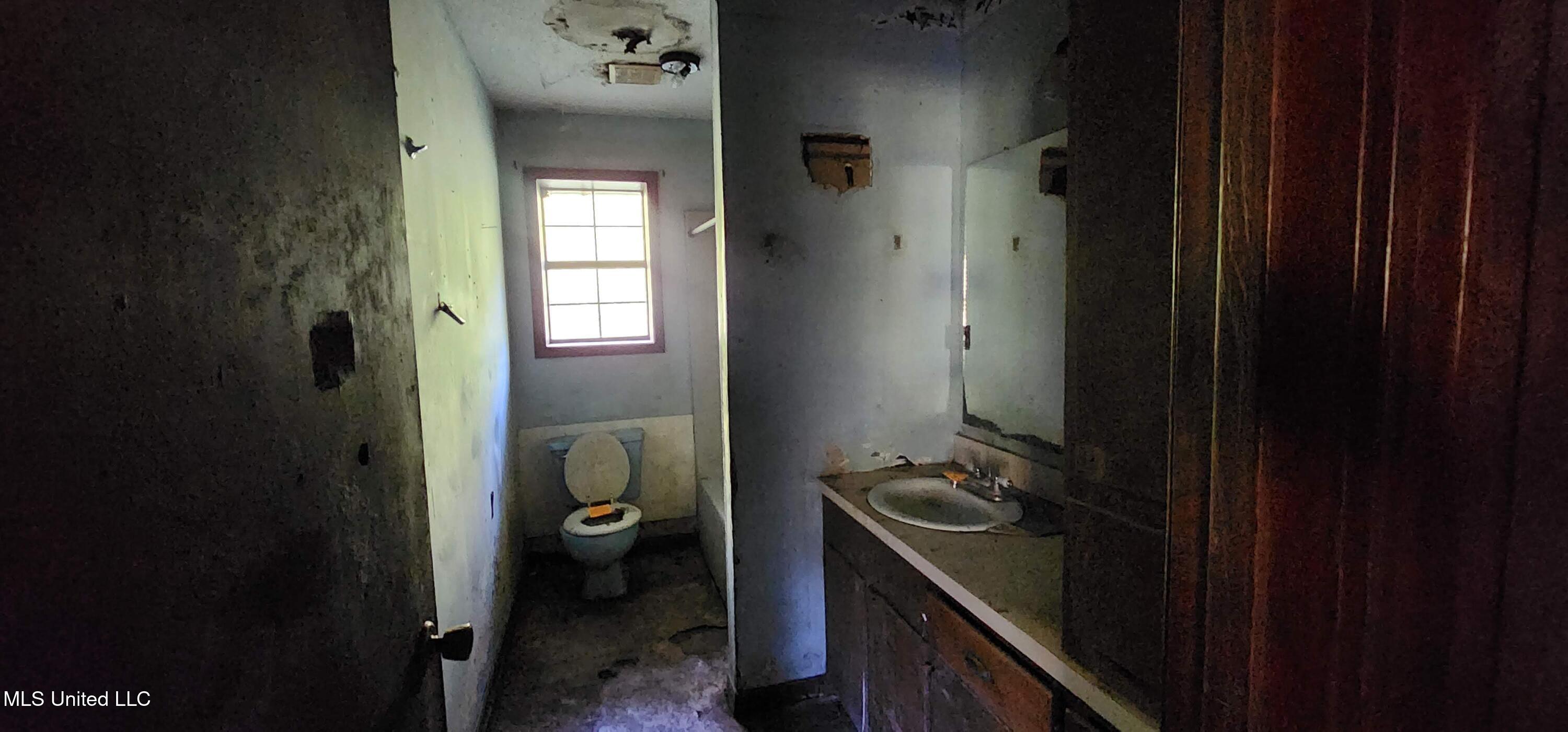 4029 Athens Trail Northeast Wesson, MS 39191 - Photo 9 of 14 20251022_113400