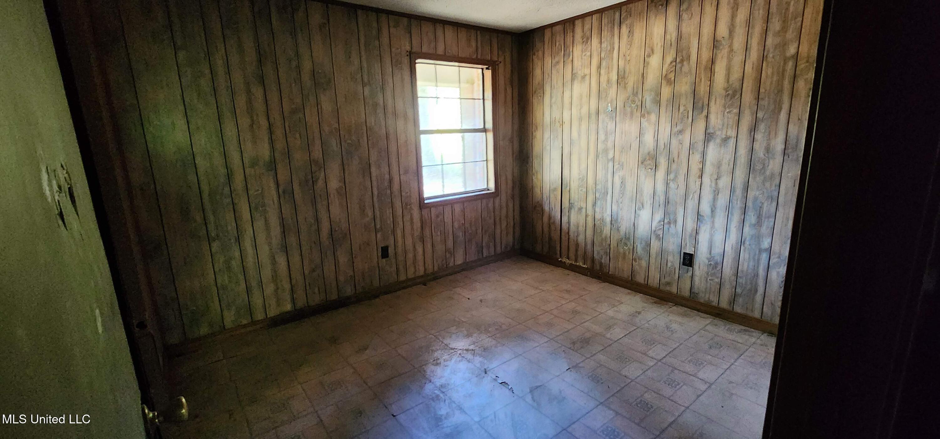 4029 Athens Trail Northeast Wesson, MS 39191 - Photo 10 of 14 20251022_113403