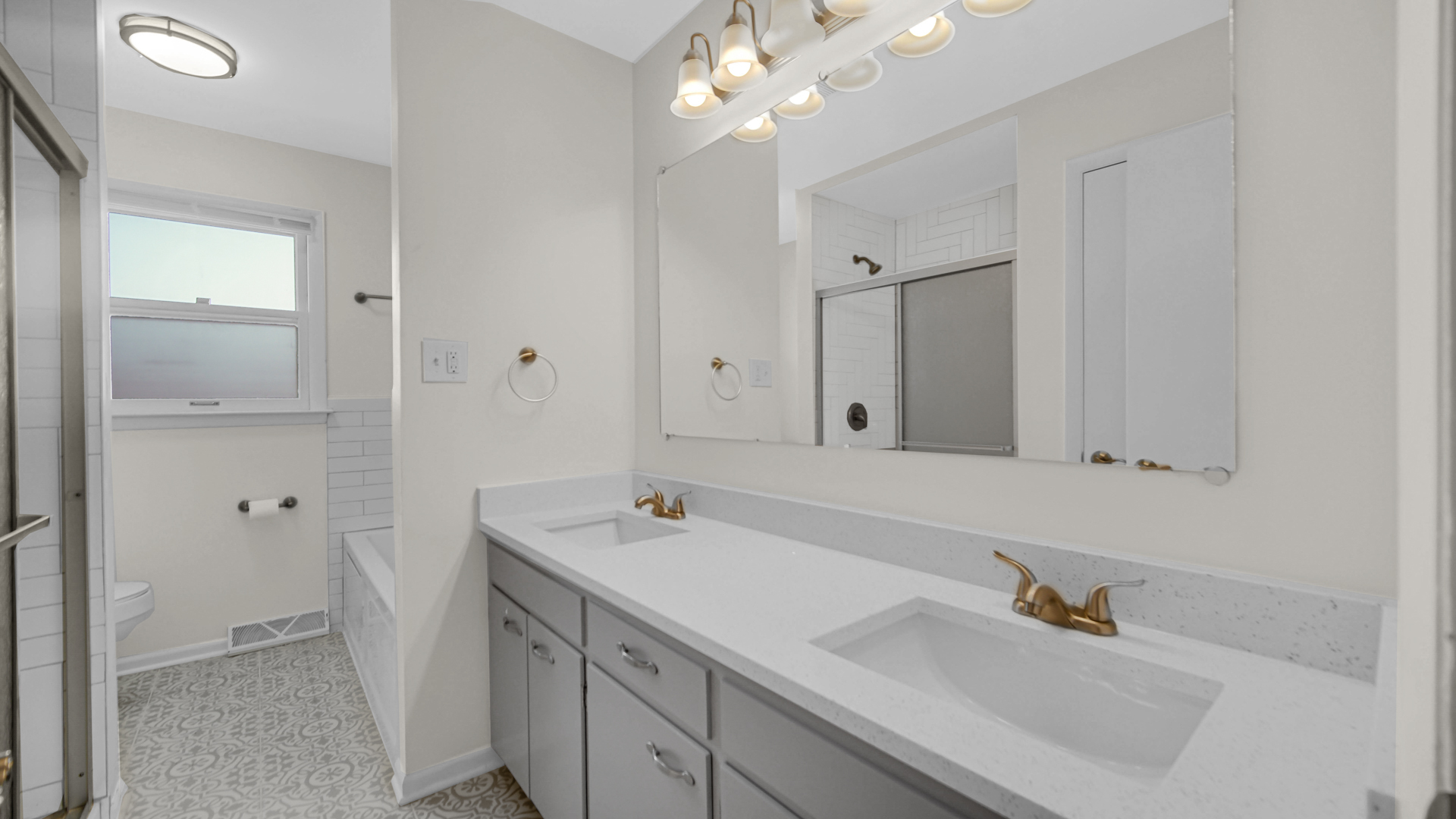 17525 Maple Avenue Lansing, IL 60438 - Photo 14 of 28