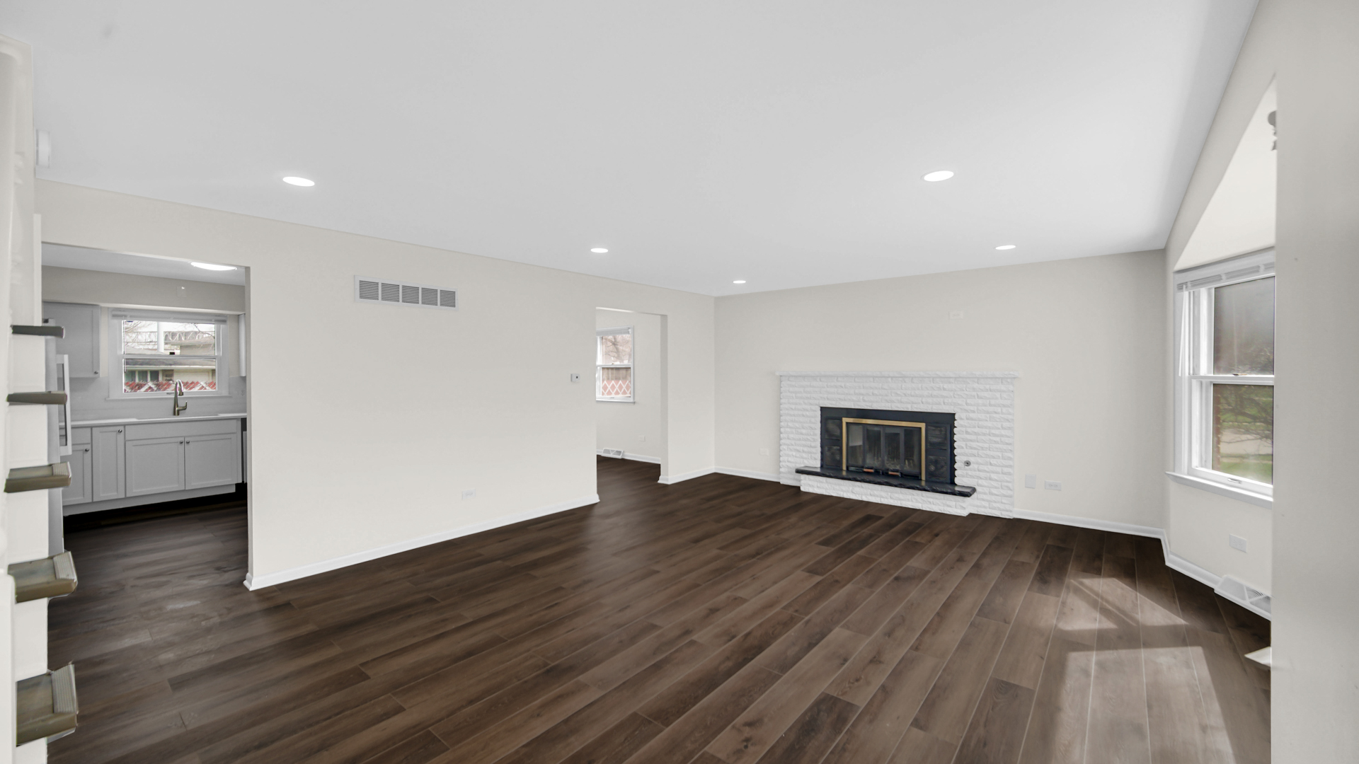 17525 Maple Avenue Lansing, IL 60438 - Photo 7 of 28