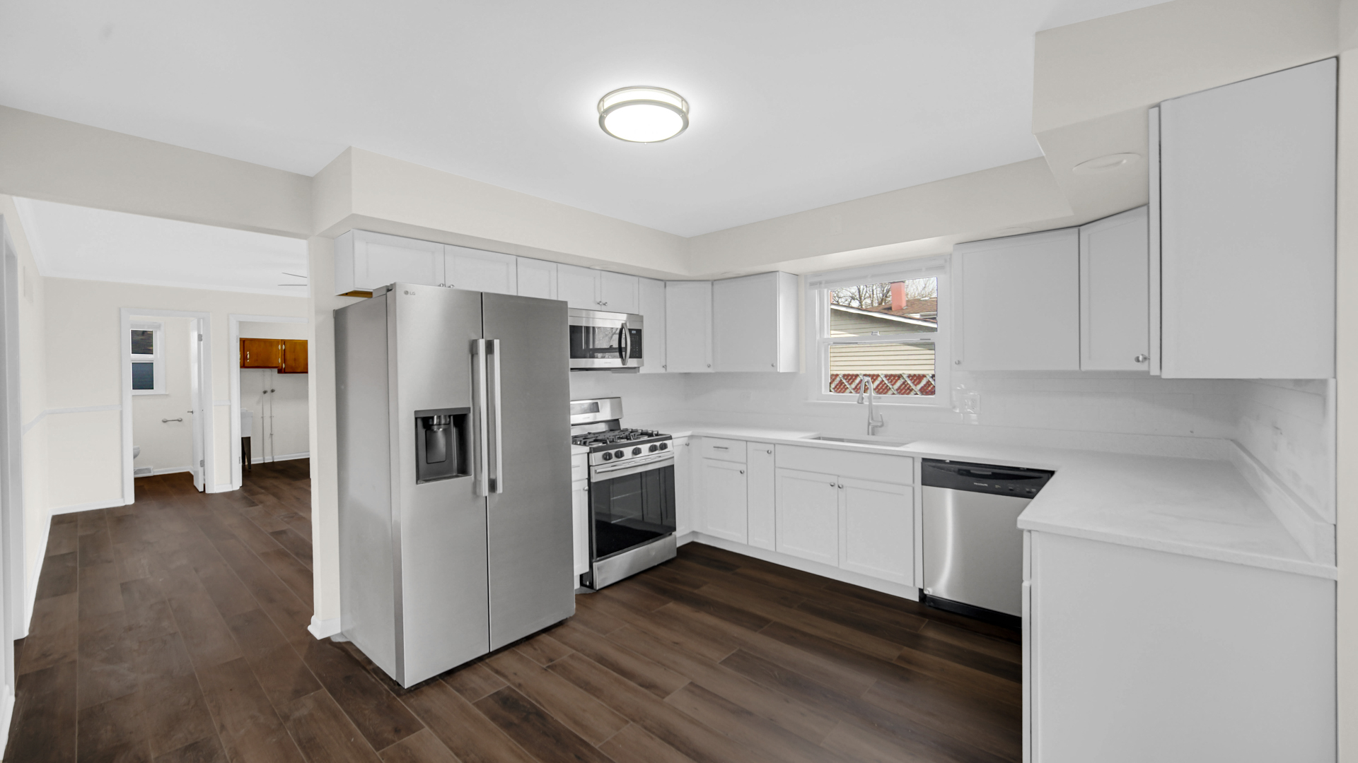 17525 Maple Avenue Lansing, IL 60438 - Photo 8 of 28