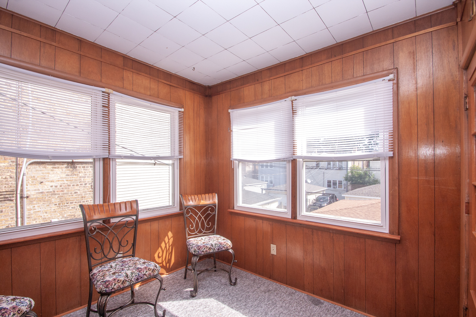 3909 North Spaulding Avenue Chicago, IL 60618 - Photo 15 of 20 a dining room with furniture and windows