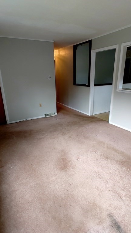 44 Josephine Street Springfield, MA 01108 - Photo 4 of 18 Gallery Image 4