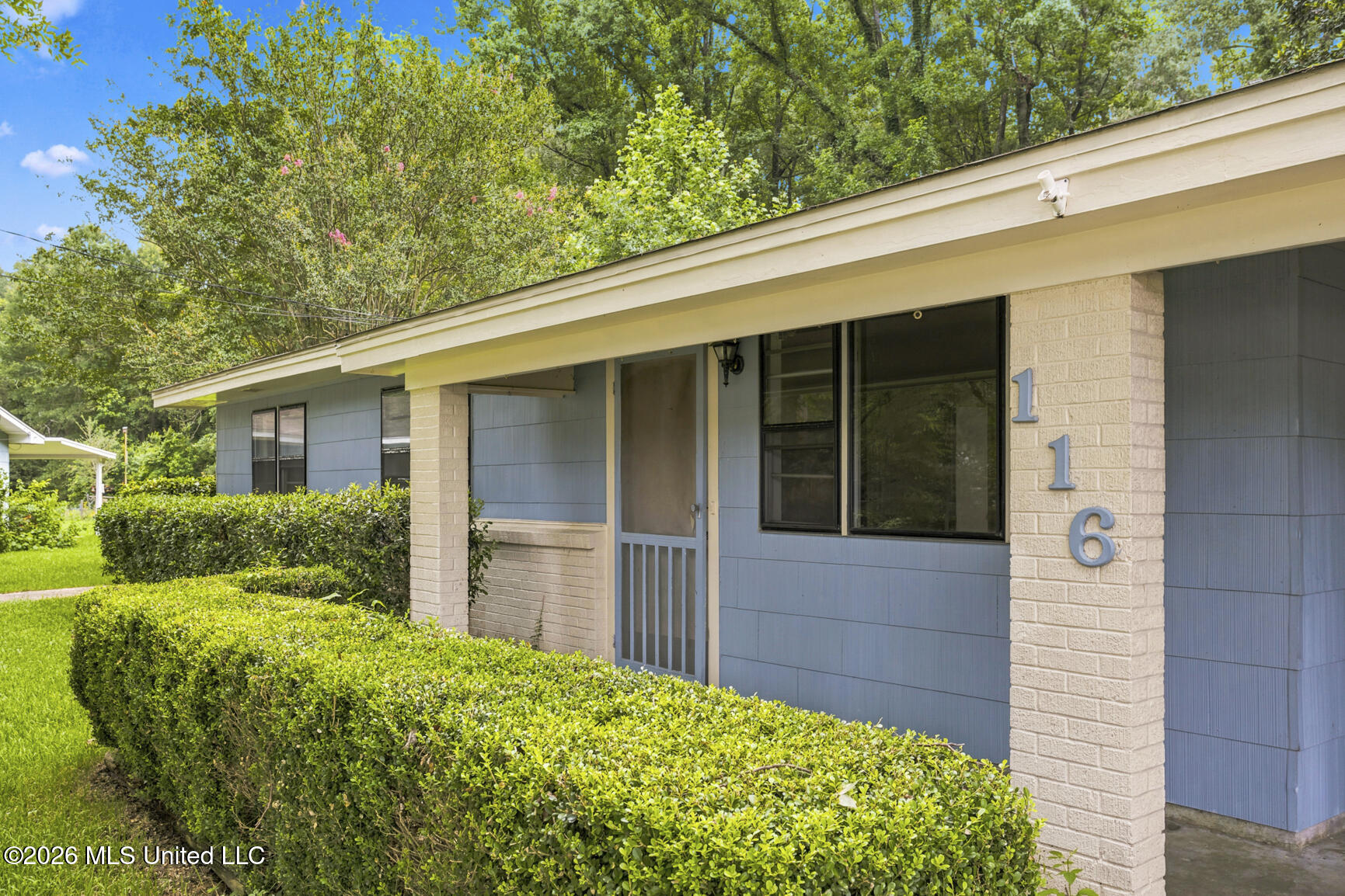 116 Billy Byrd Drive Clinton, MS 39056 - Photo 2 of 15 116 Billy Byrd-2