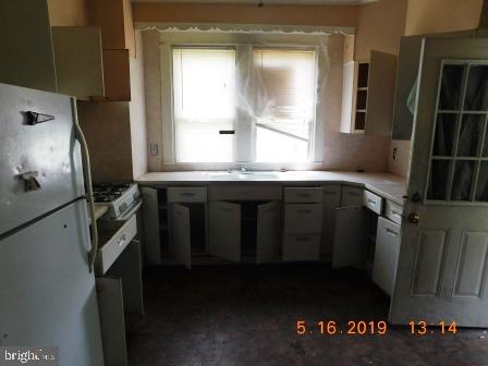 2816 Goodwood Road Baltimore, MD 21214 - Photo 3 of 21 Kitchen Main Level