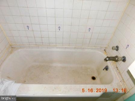 2816 Goodwood Road Baltimore, MD 21214 - Photo 7 of 21 Full bath view 2 Main Level