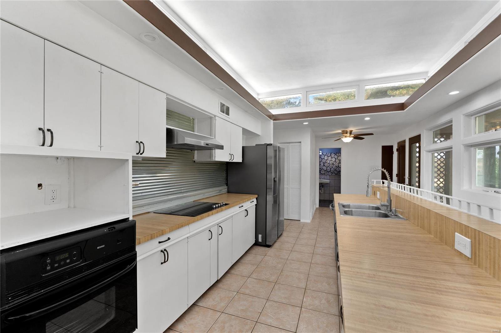 2145 Old Manor Road St. Louis, MO 63136 - Photo 2 of 46