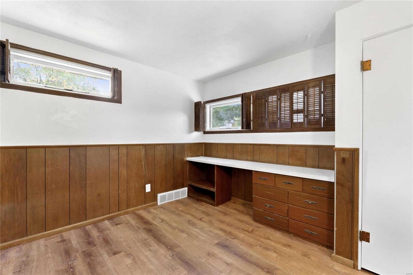 2145 Old Manor Road St. Louis, MO 63136 - Photo 23 of 46