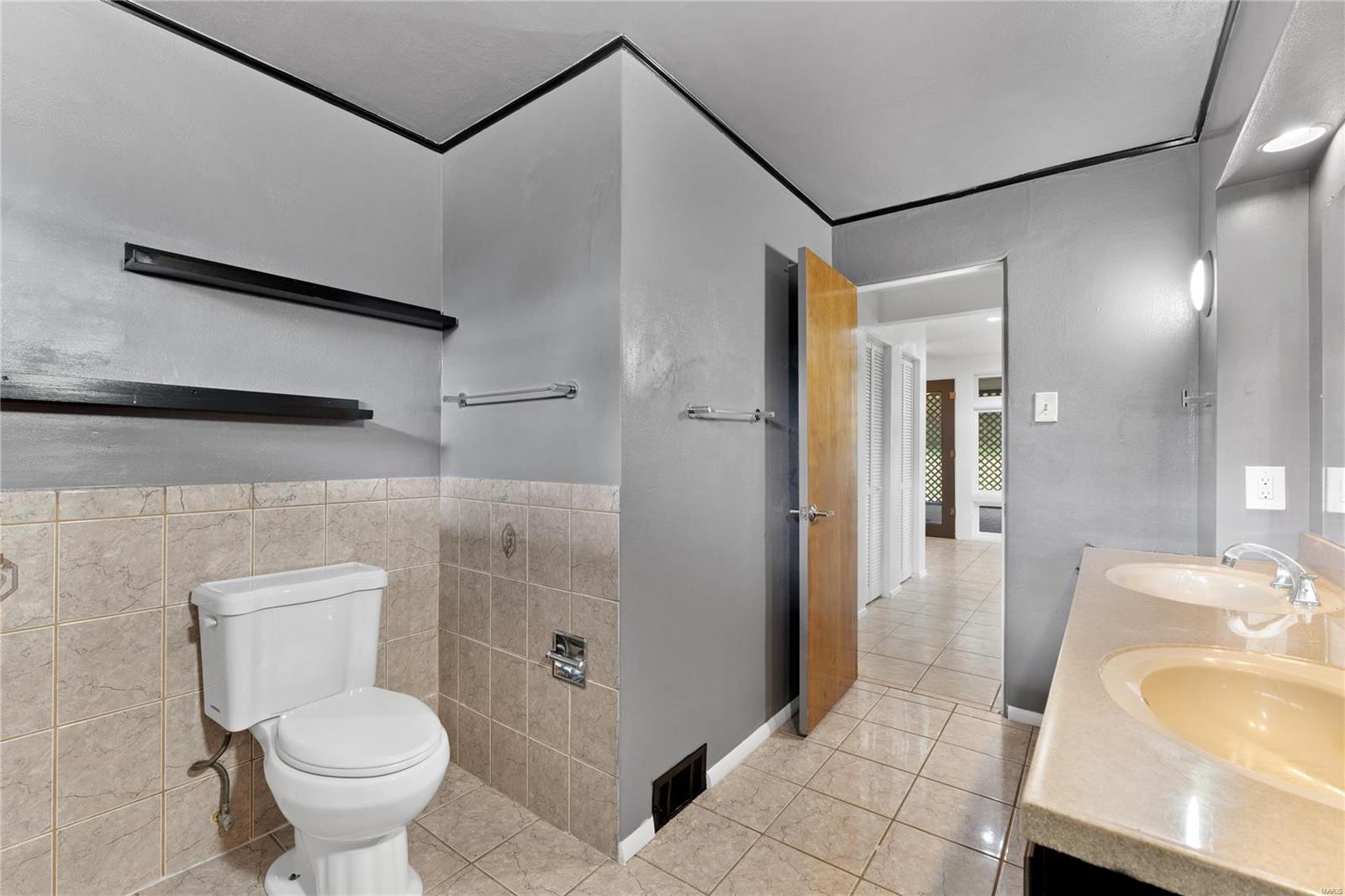 2145 Old Manor Road St. Louis, MO 63136 - Photo 29 of 46