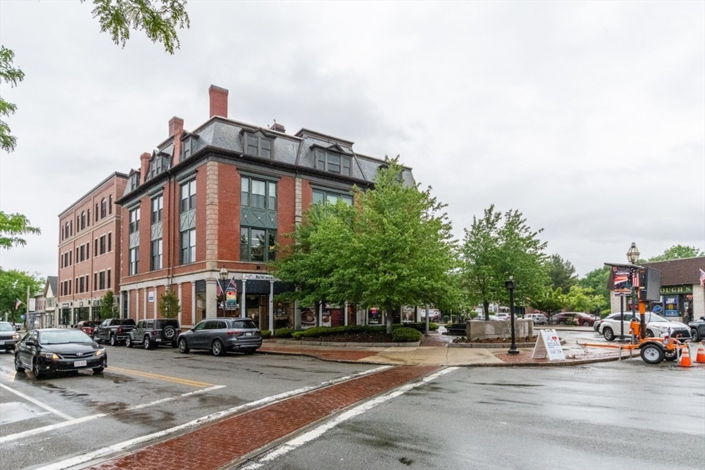 21-1 Spring Street, Unit 1 Stoneham, MA 02180 - Photo 31 of 37