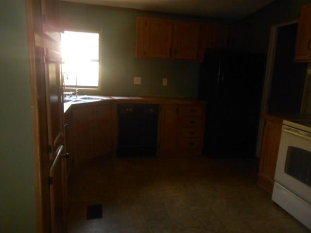 1300 Hunsaker Road Boonville, IN 47601 - Photo 6 of 23