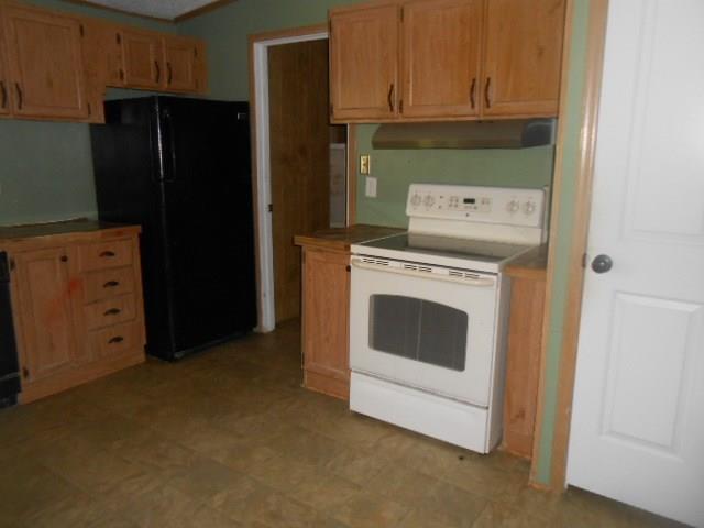 1300 Hunsaker Road Boonville, IN 47601 - Photo 7 of 23