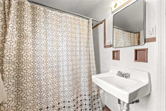 $189,000 | 6127 Smithfield Street, McKeesport, PA 15135