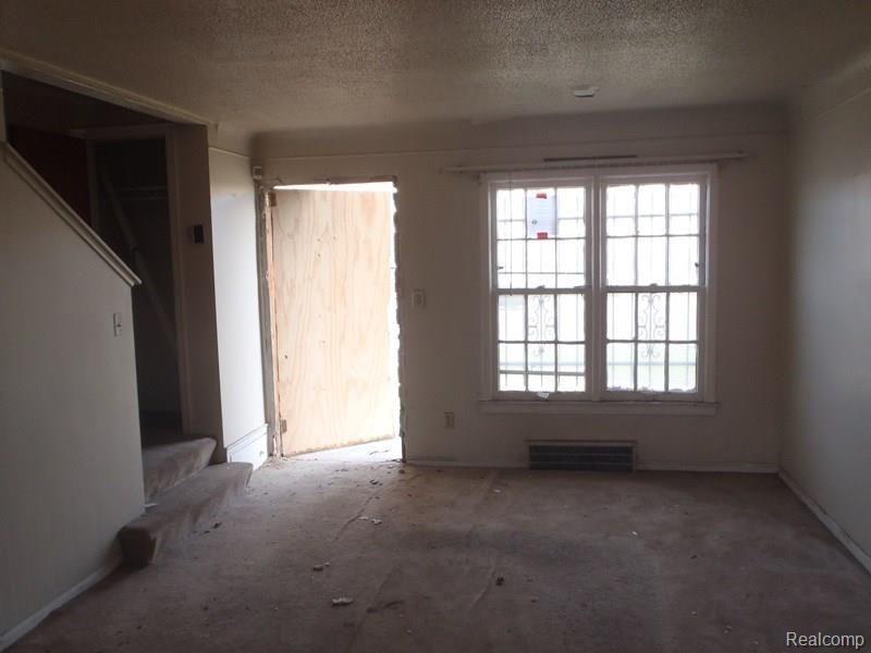 18665-67 Meyers Road Detroit, MI 48235 - Photo 9 of 12 P3290054.JPG