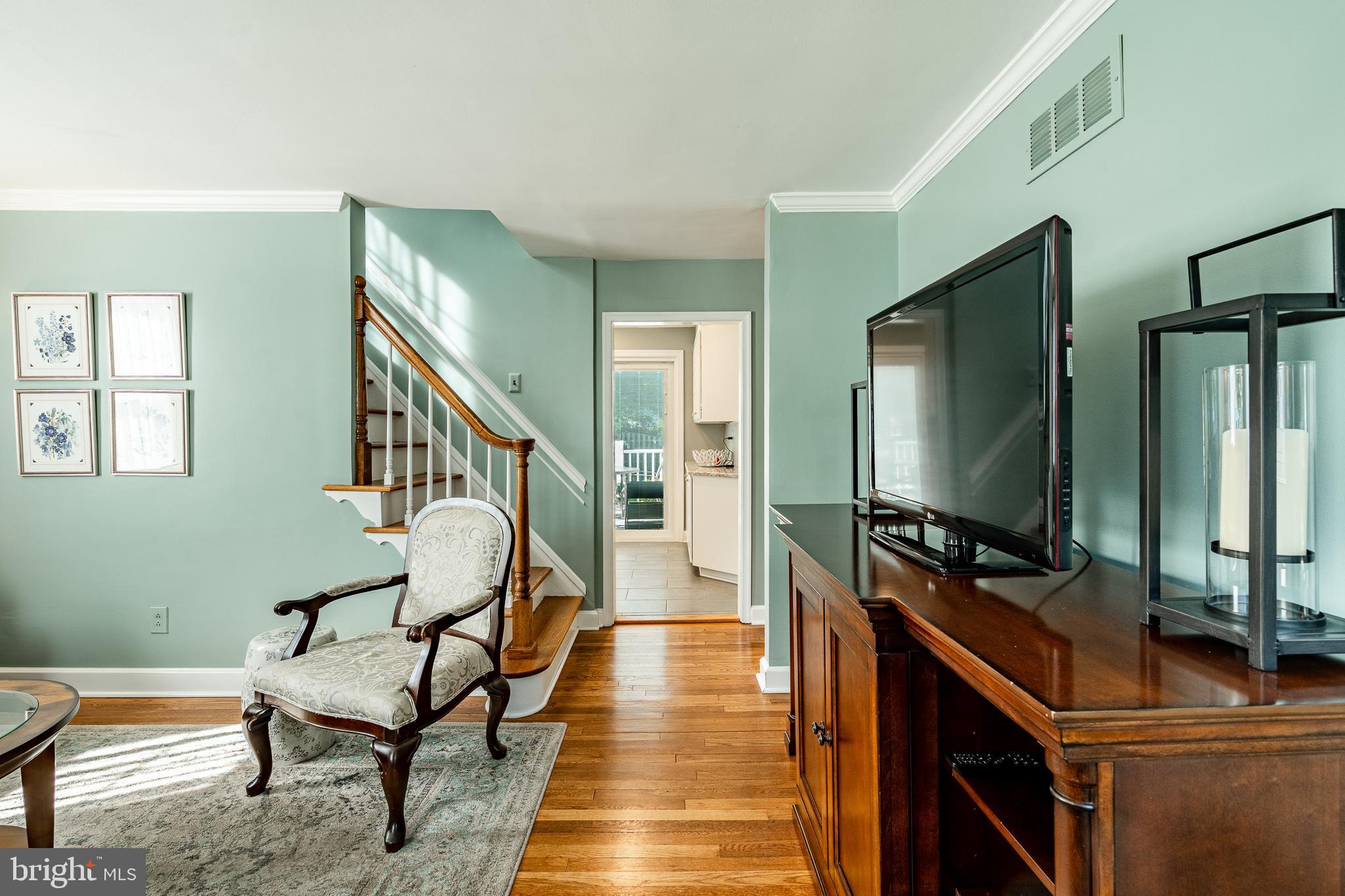 10 Garrett Road Wilmington, DE 19809 - Photo 8 of 52 living room