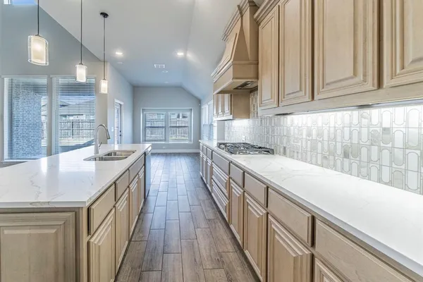 $429,900 | 1049 Snowy Owl Drive, Alvarado, TX 76009