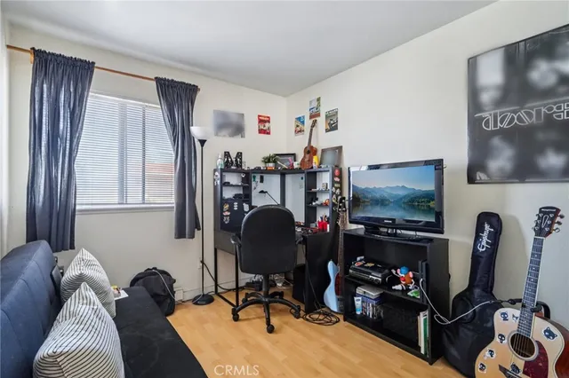 $629,900 | 561 West Alton Avenue, Unit 39, Santa Ana, CA 92707