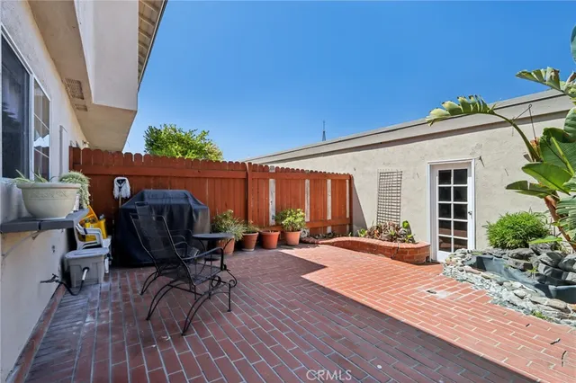 $629,900 | 561 West Alton Avenue, Unit 39, Santa Ana, CA 92707