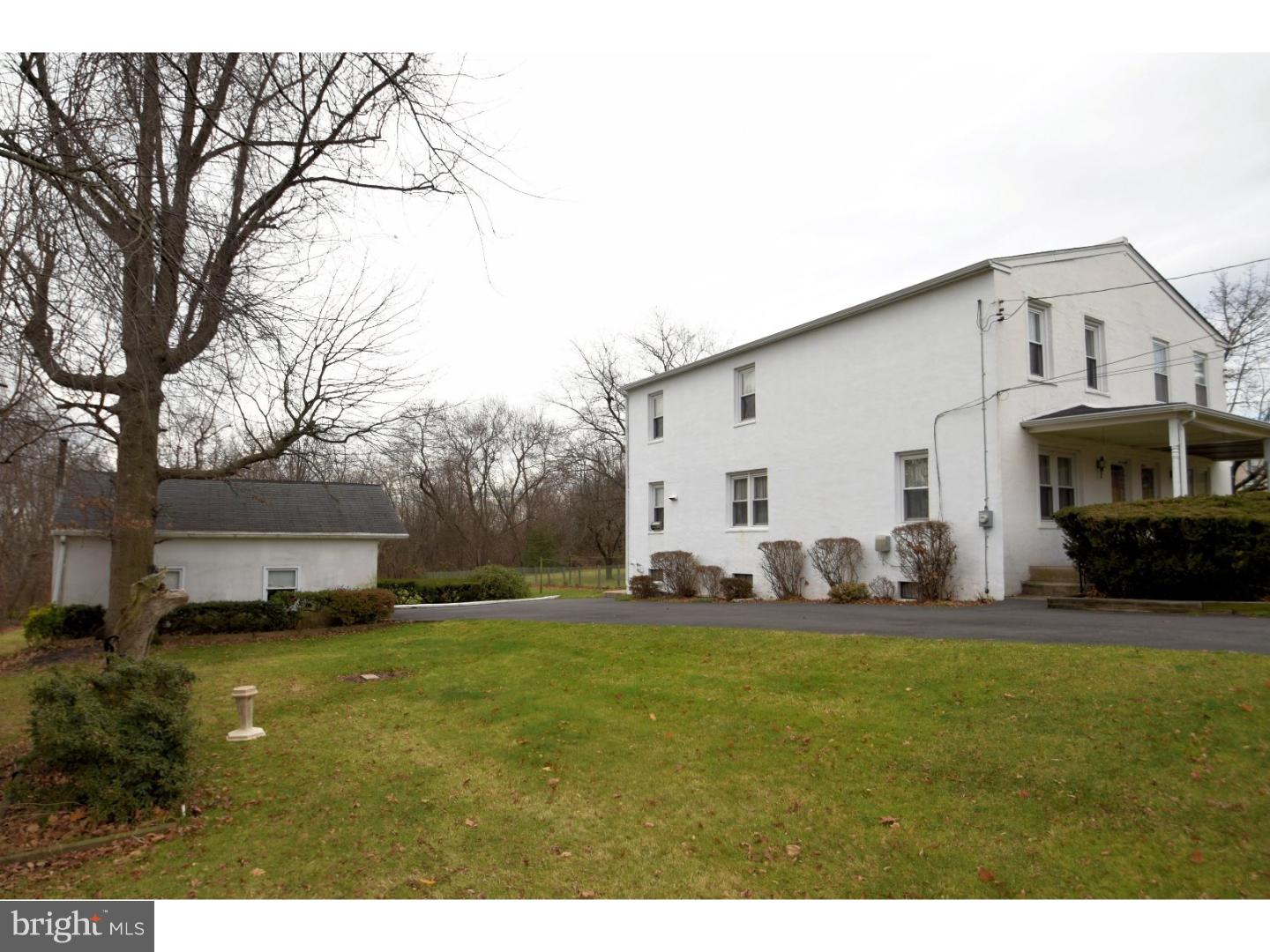 1032 Spur Road Souderton, PA 18964 - Photo 3 of 25 Exterior Side