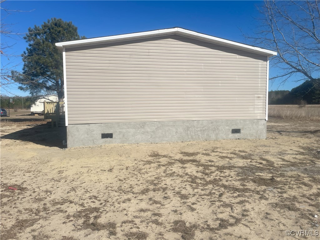 26286 Peters Bridge Road Courtland, VA 23837 - Photo 2 of 32 View of property exterior